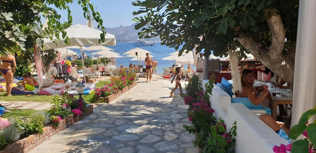 Yelken Bay Beach Hotel Yalikavak
